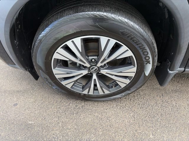 Used 2023 Nissan Rogue SV FWD image 41