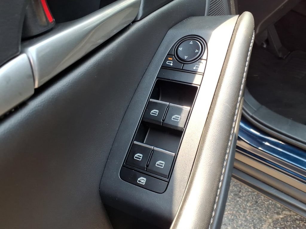 Used 2023 MAZDA CX-30 AWD 2.5 S w/ Select Package image 7