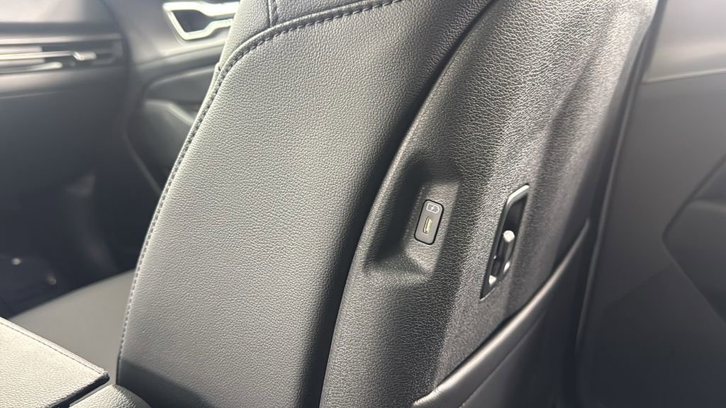 New 2026 Kia Sportage EX image 40