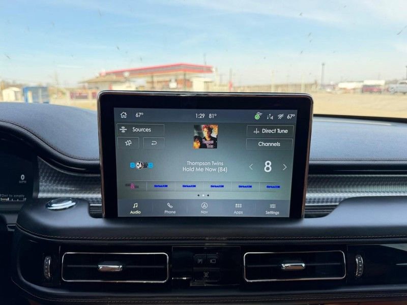 Used 2023 Lincoln Aviator Black Label w/ Dynamic Handling Package image 16