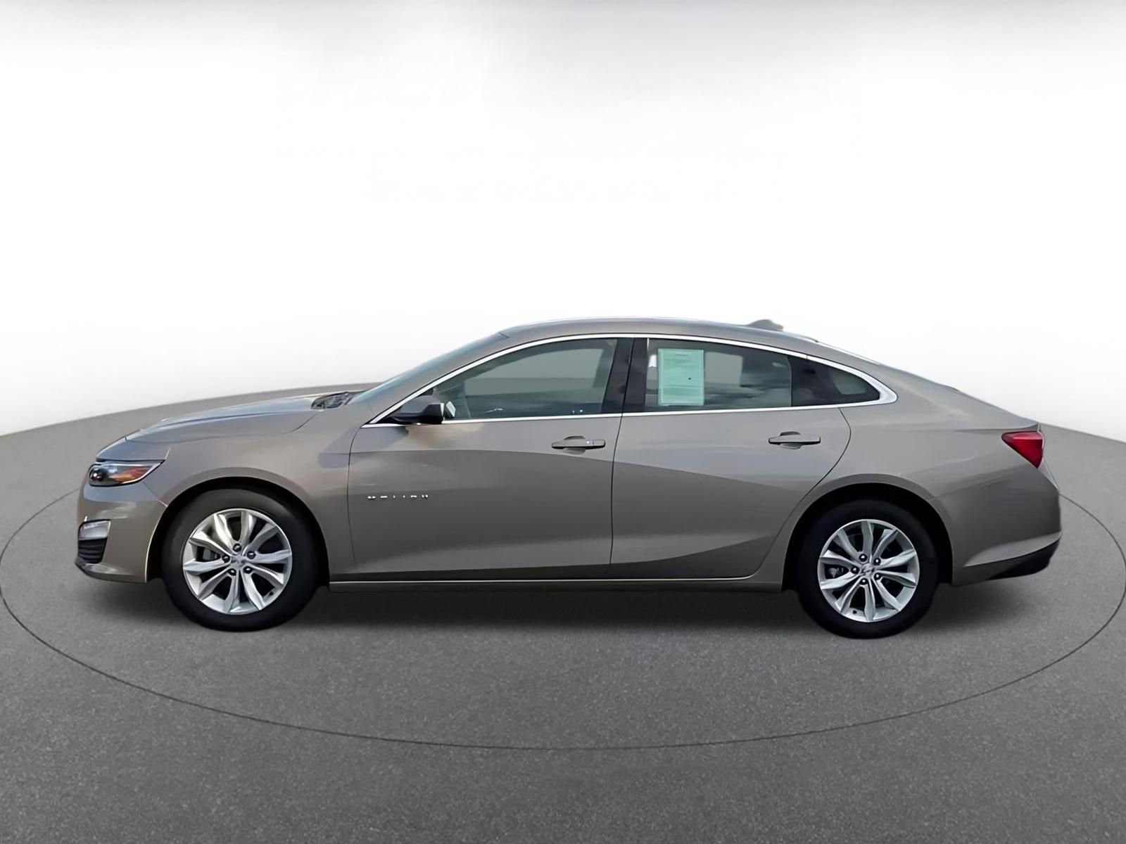 Used 2024 Chevrolet Malibu LT FWD image 10