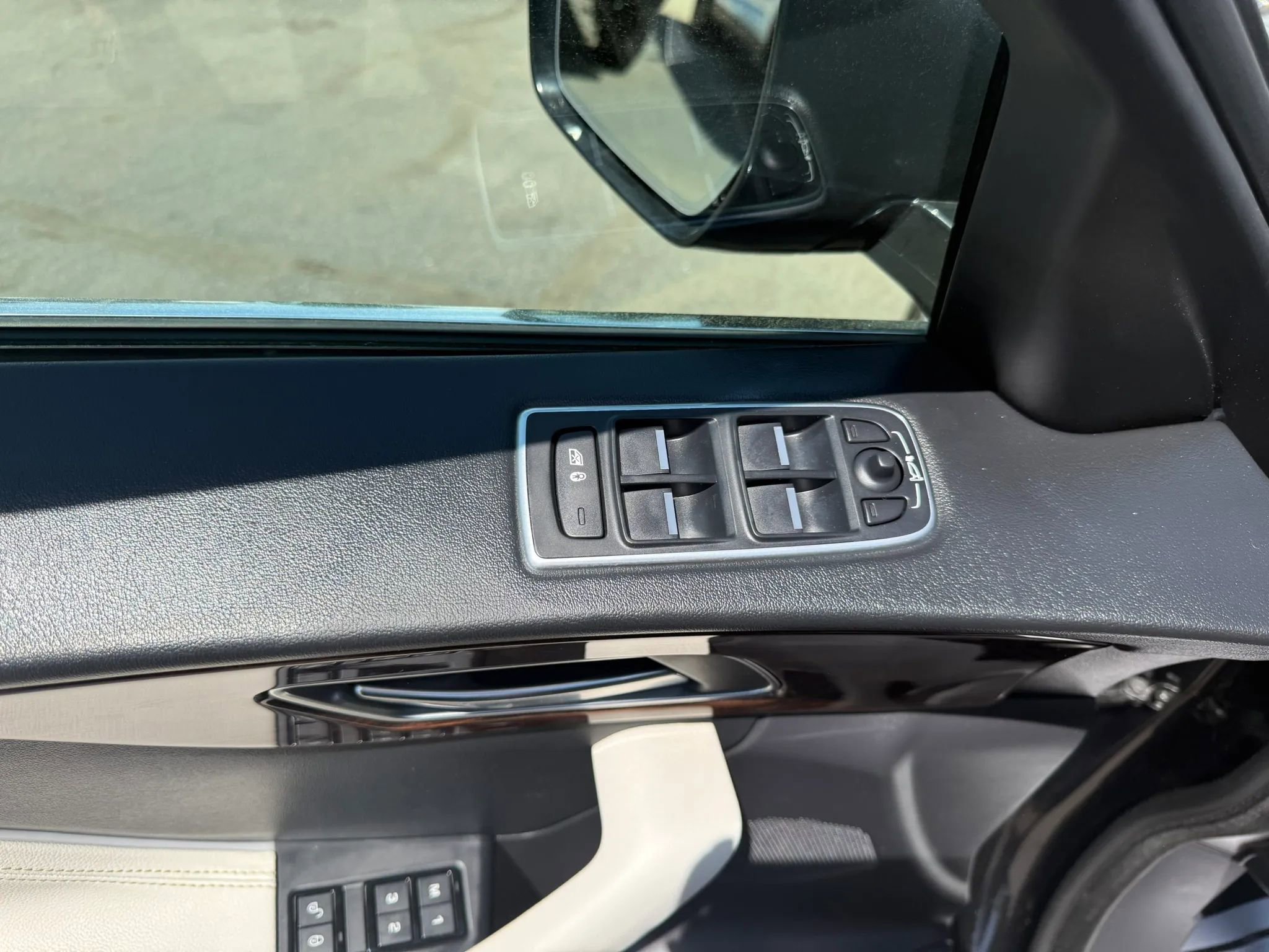 Used 2017 Jaguar F-PACE Prestige AWD/4WD image 21