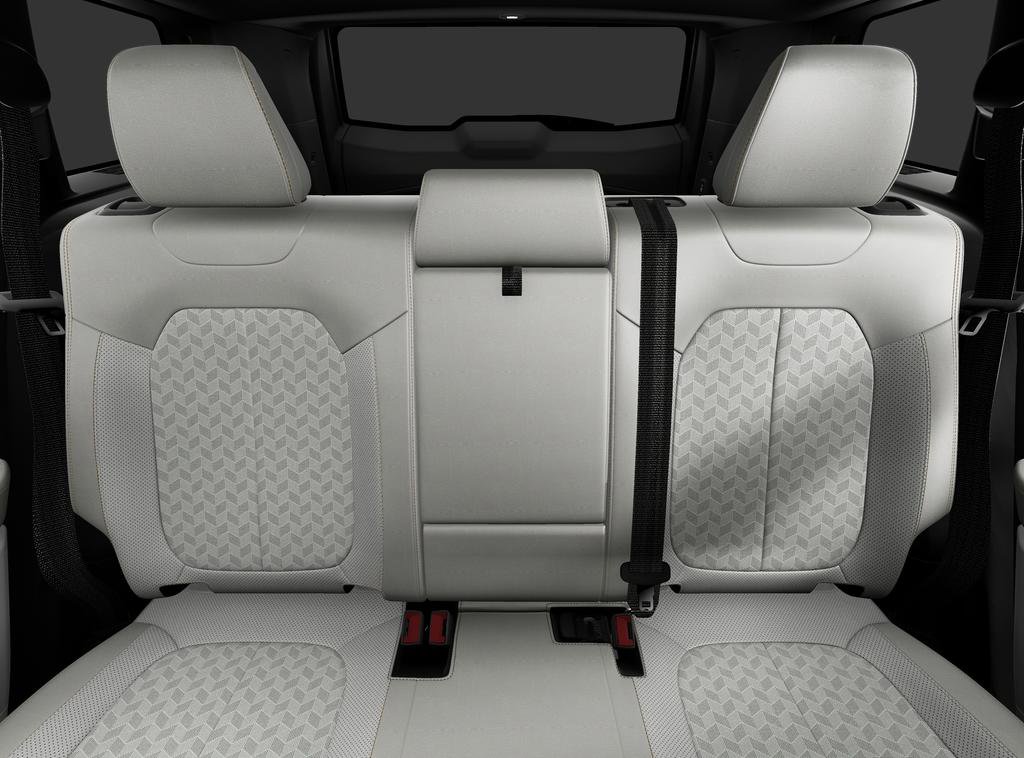 New 2026 Jeep Cherokee Overland w/ Advanced Pro Tech Group image 3