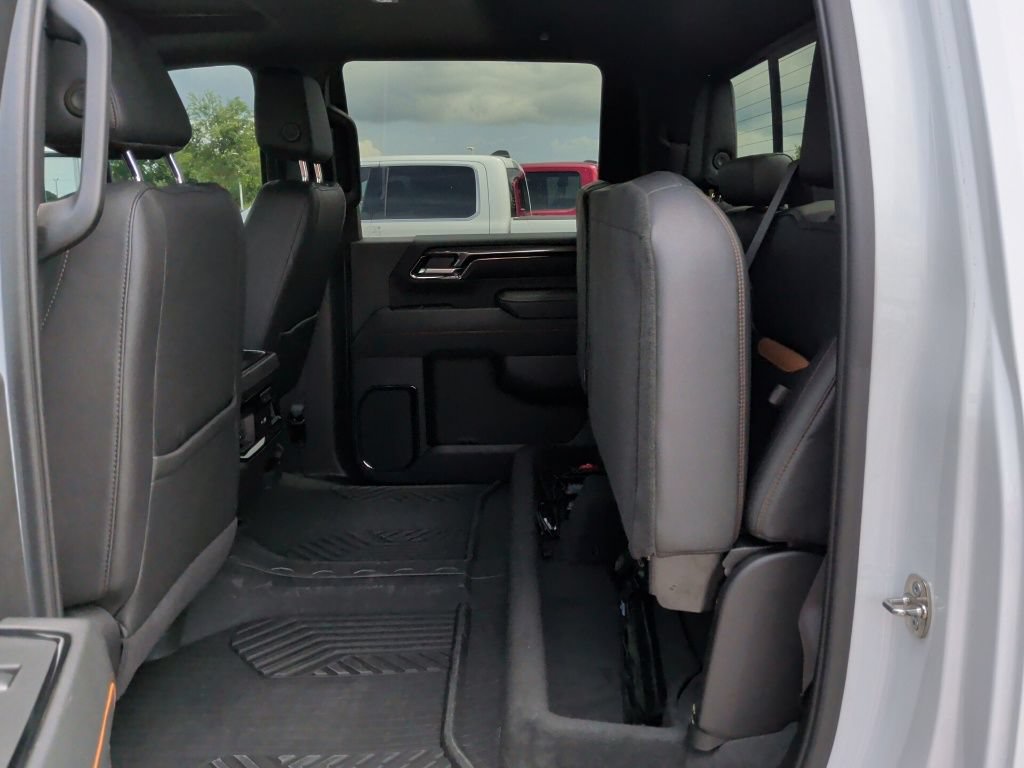 Used 2024 GMC Sierra 2500 AT4 w/ AT4 Premium Plus Package AWD/4WD image 42
