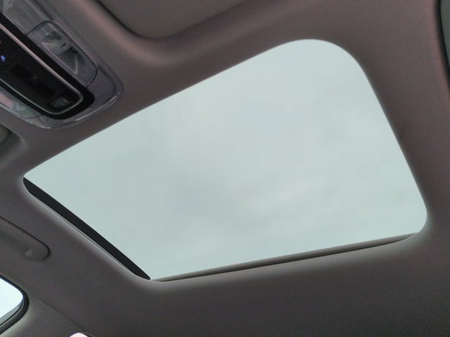 Certified 2024 Hyundai Kona Limited FWD image 20