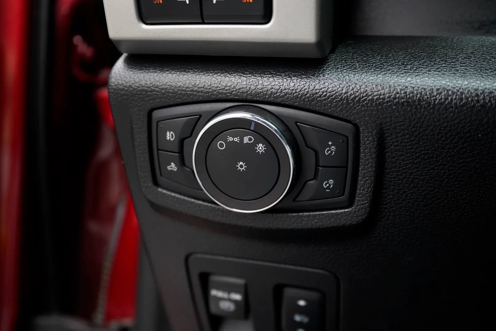 Used 2019 Ford F150 Lariat AWD/4WD image 27