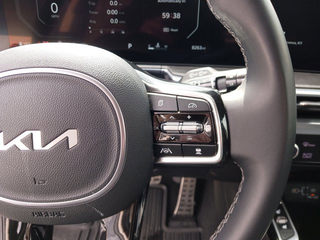 Used 2025 Kia Sorento SX AWD/4WD image 17