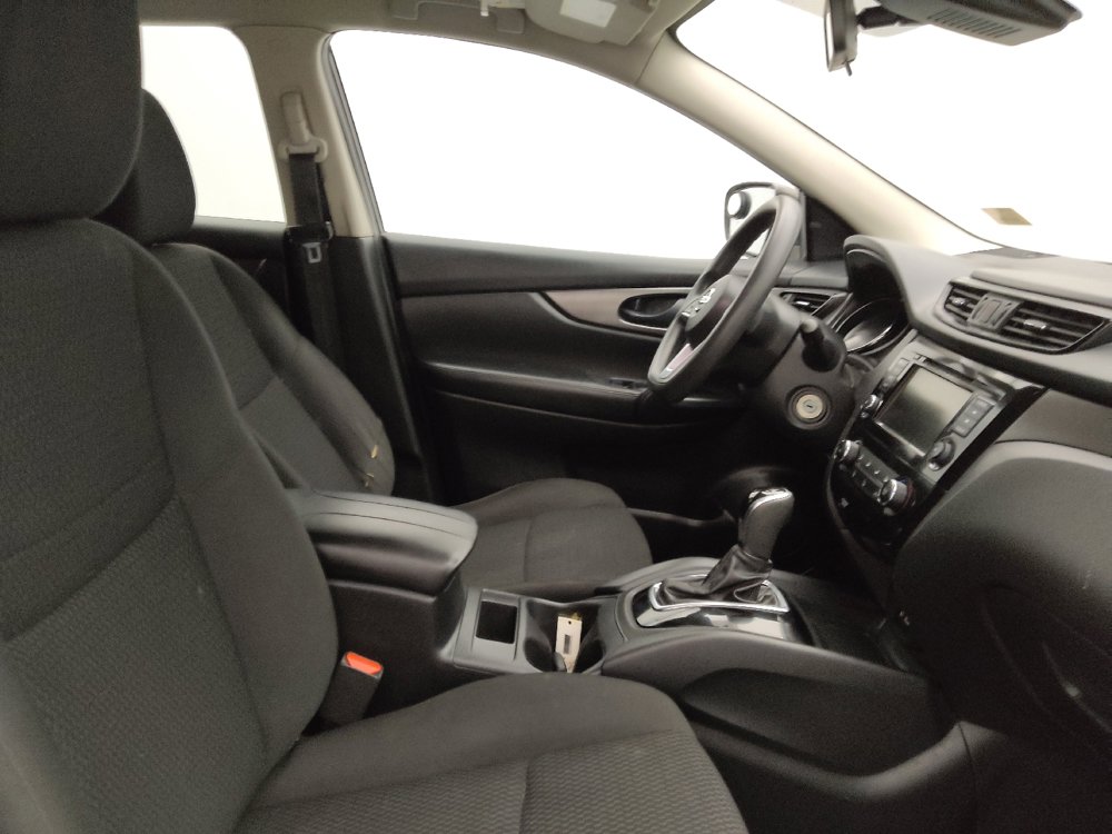 Used 2020 Nissan Rogue Sport S w/ Appearance Package FWD image 21