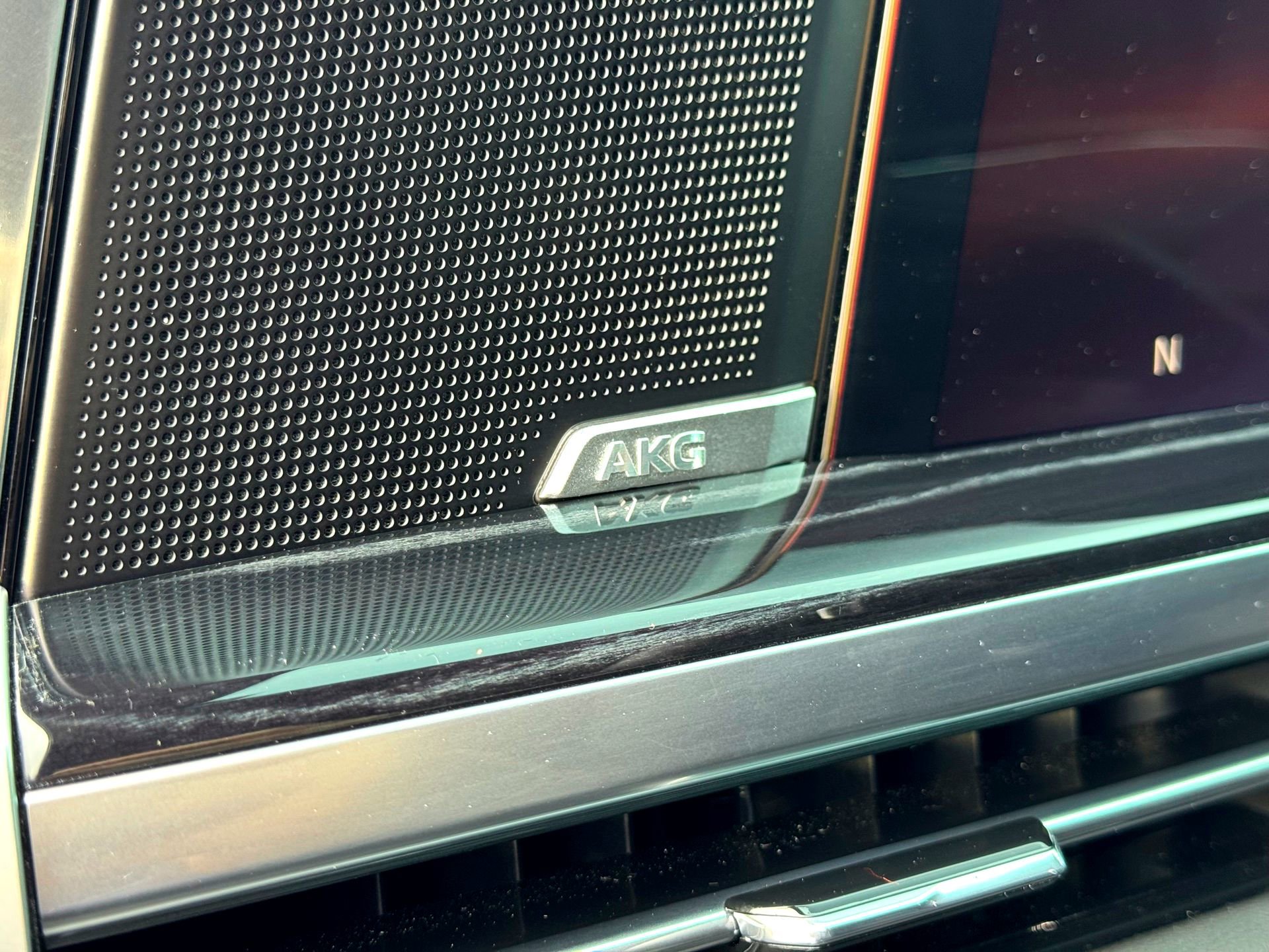 Used 2025 Cadillac Escalade Sport w/ Touring Package image 19