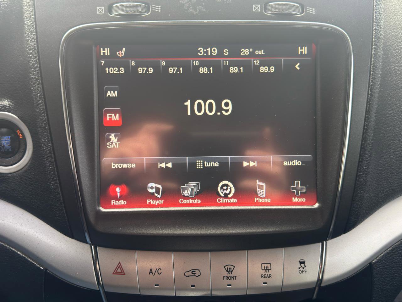 Used 2012 Dodge Journey R/T w/ Flexible Seating Group image 21