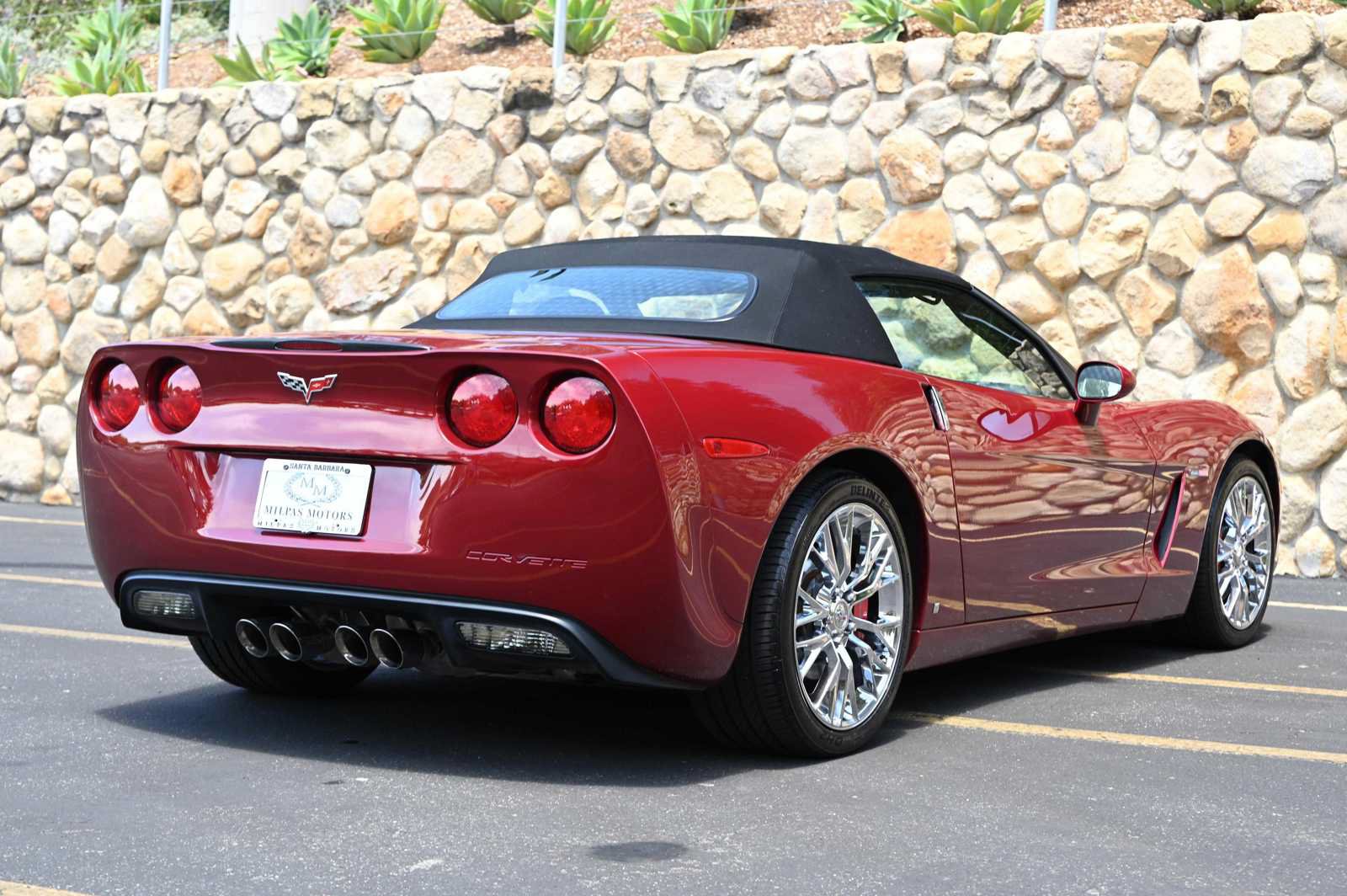 Used 2006 Chevrolet Corvette Convertible w/ Preferred Equipment Group RWD image 10