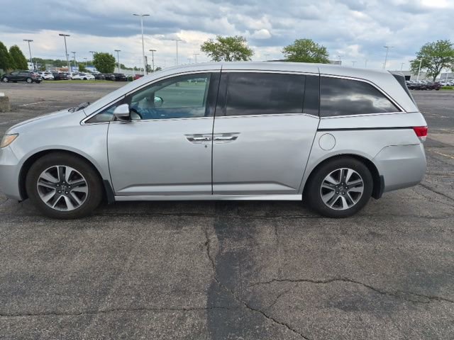 Used 2015 Honda Odyssey Touring image 2
