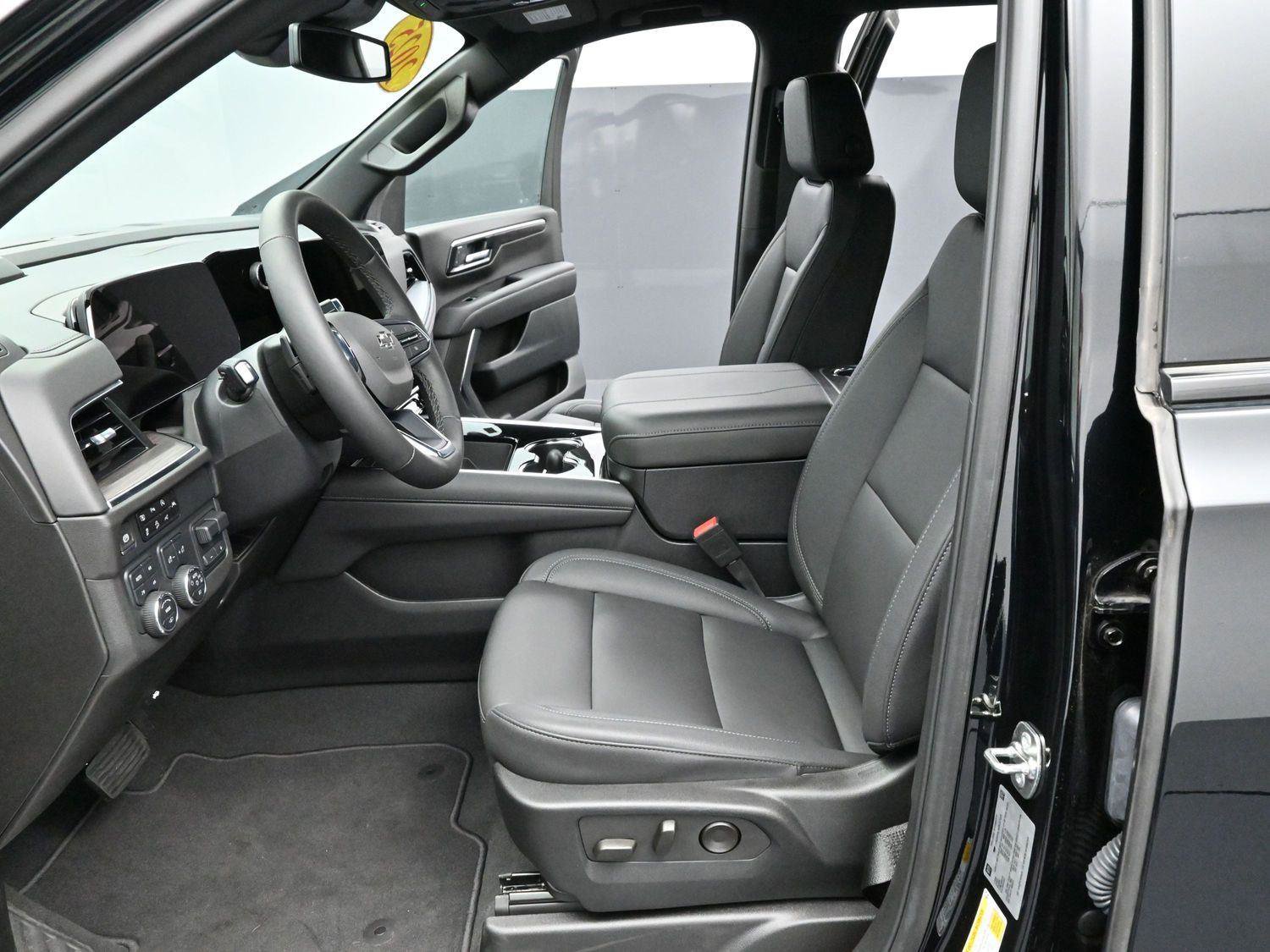 Used 2025 Chevrolet Tahoe Z71 w/ Z71 Off-Road Package image 16