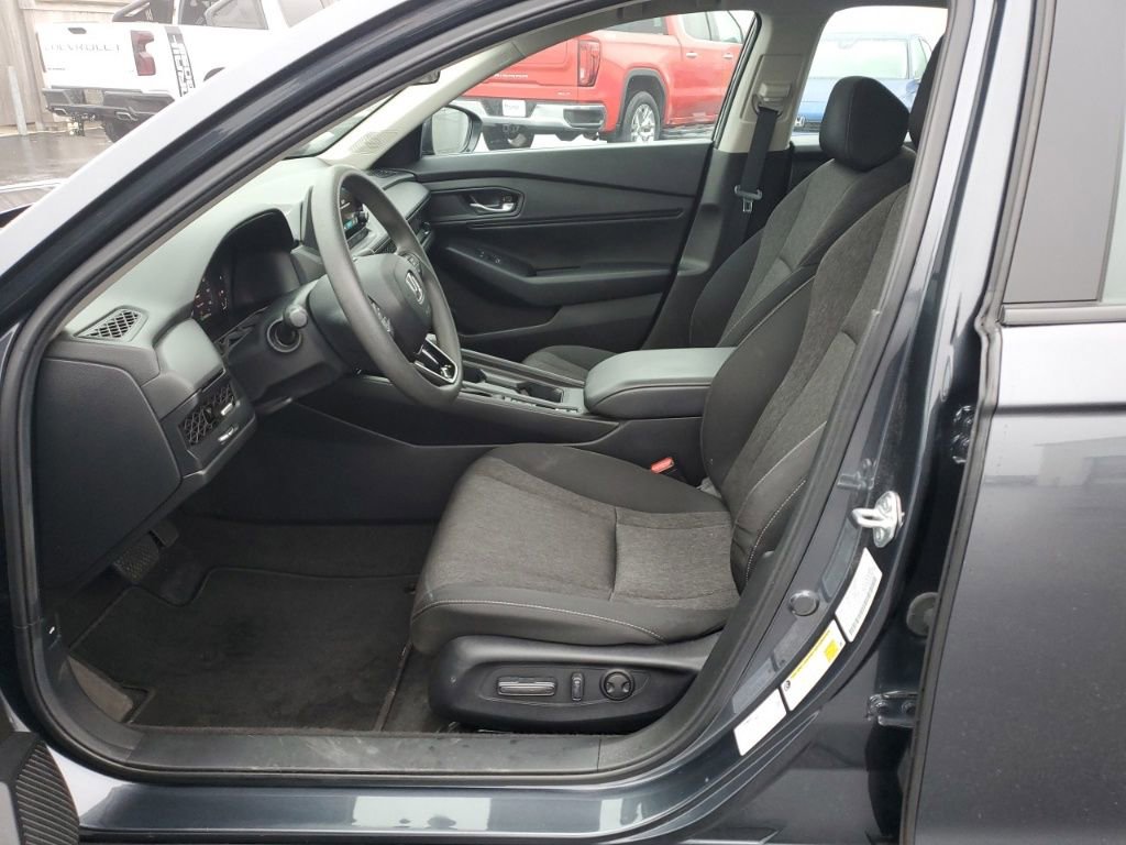 Certified 2024 Honda Accord EX image 12