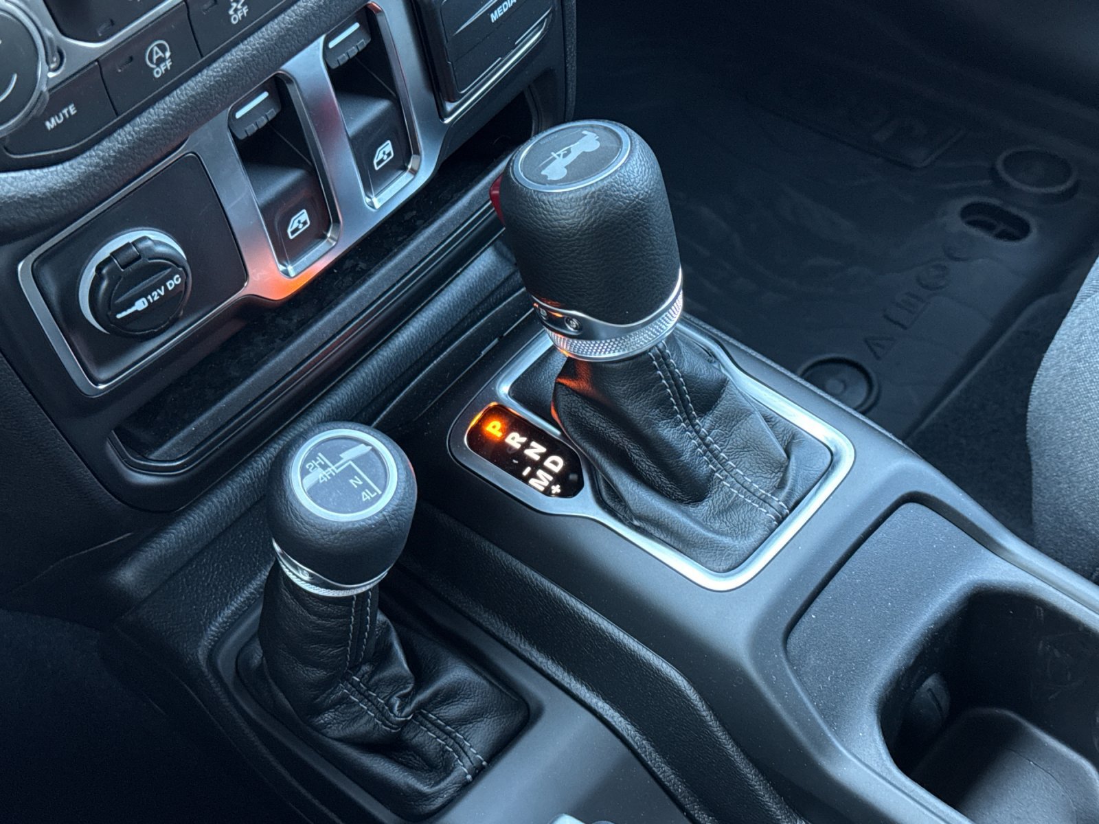New 2026 Jeep Wrangler Sport AWD/4WD image 21