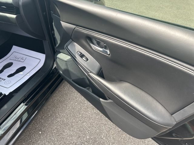 Used 2023 Nissan Sentra SV FWD image 15