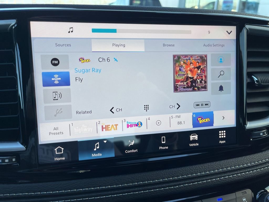 New 2026 Chrysler Pacifica Select w/ S Appearance Package image 18