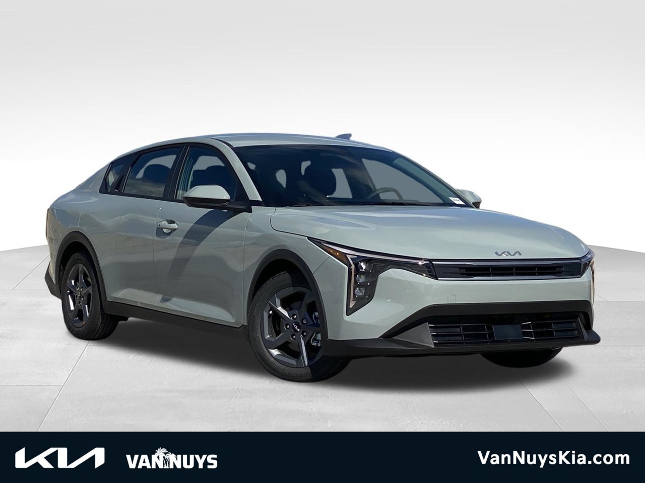 New 2027 Kia K4 FWD image 1