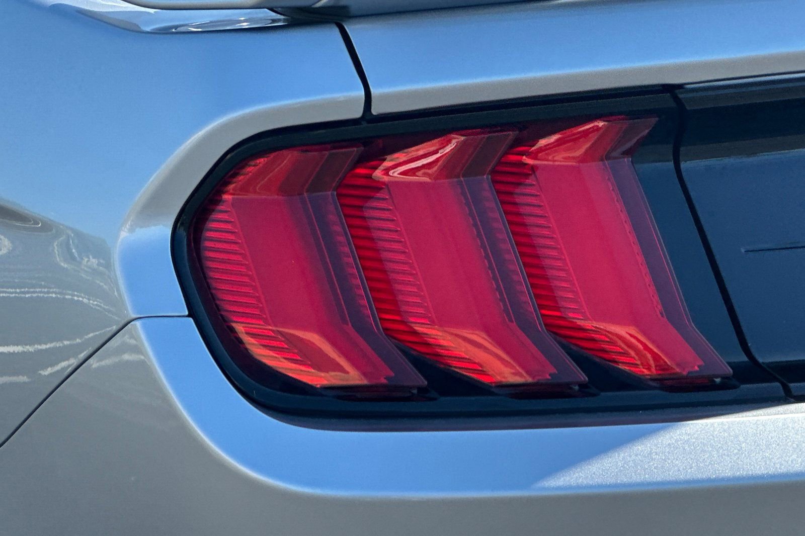 Used 2021 Ford Mustang GT Premium w/ GT Performance Package RWD image 44