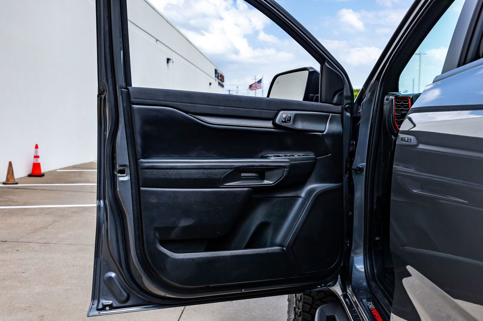 Used 2025 Ford Ranger Raptor AWD/4WD image 36