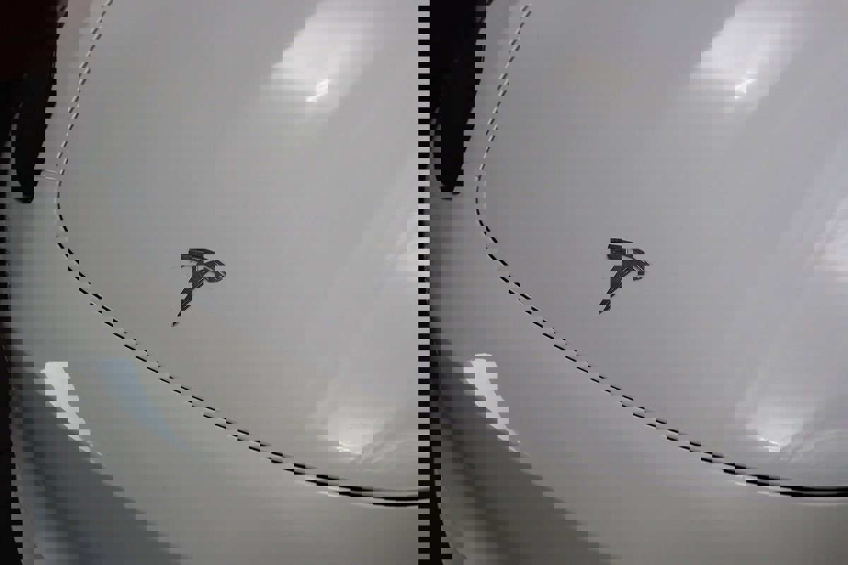 Used 2023 Tesla Model 3 Standard Range image 5