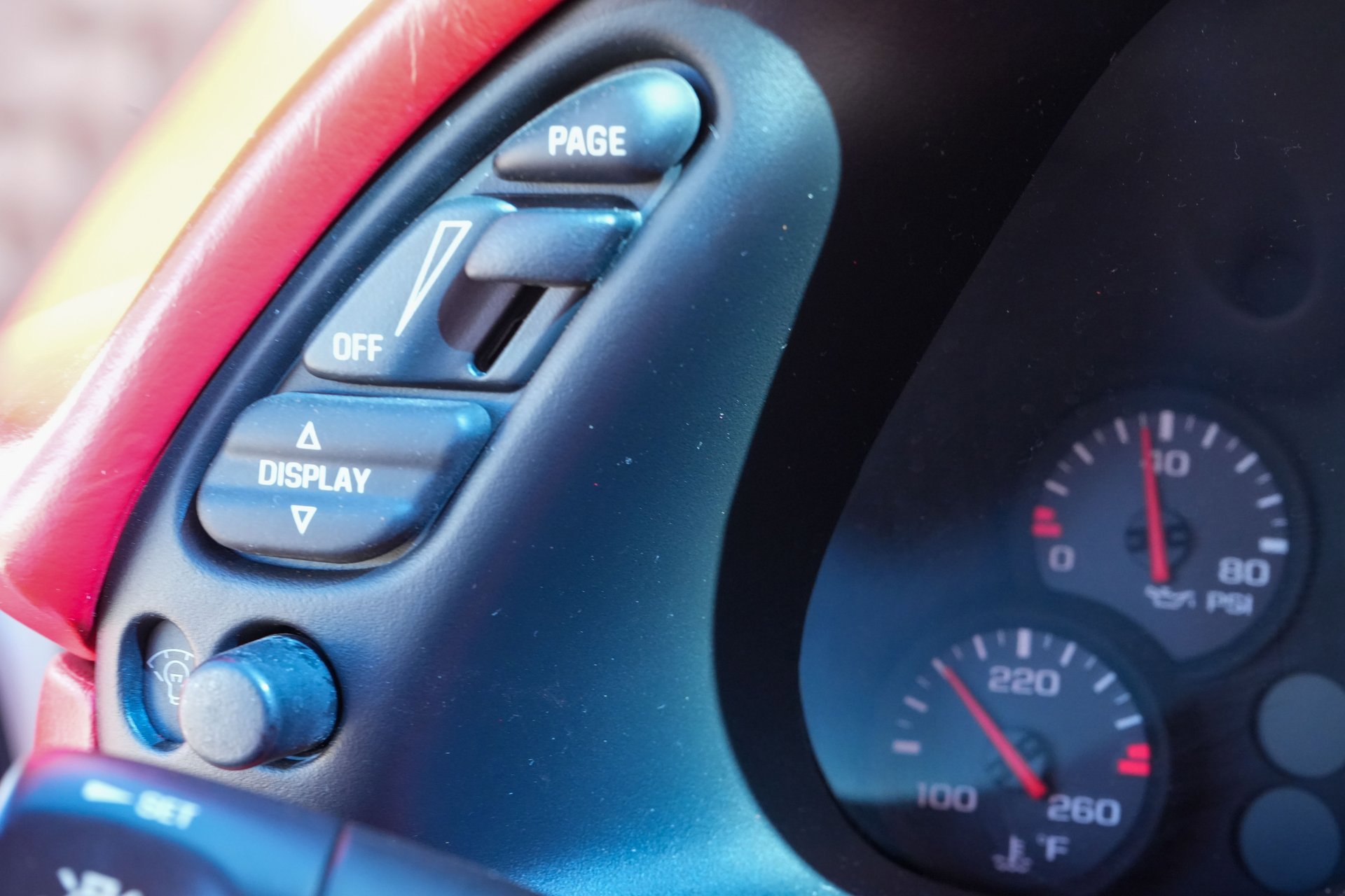 Used 2003 Chevrolet Corvette Convertible w/ Preferred Equipment Group1 image 29