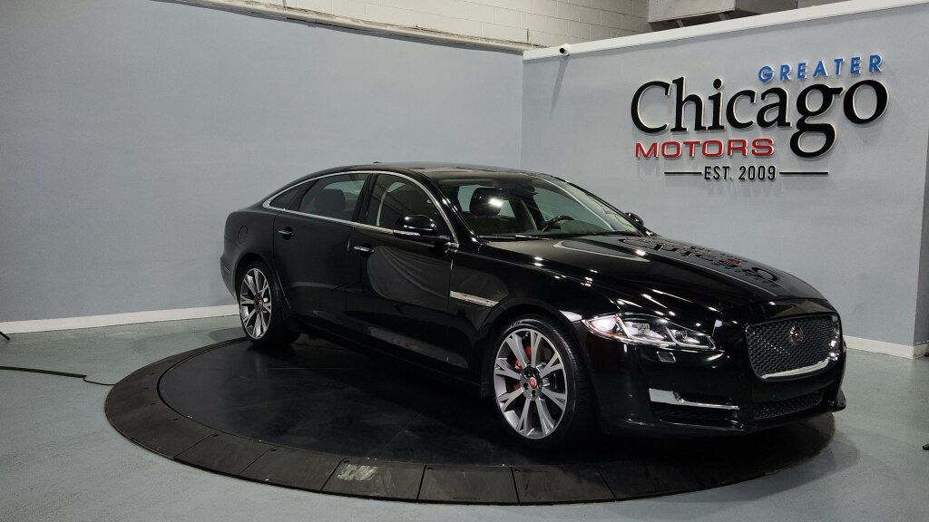 Used 2017 Jaguar XJ L Portfolio AWD/4WD image 3