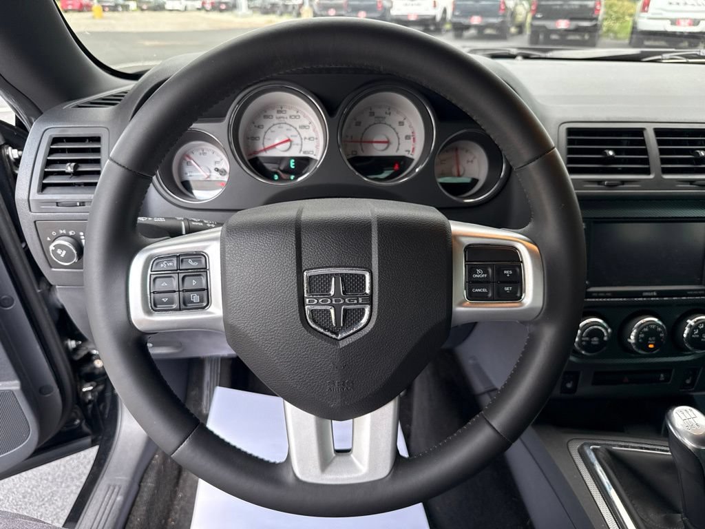 Used 2013 Dodge Challenger R/T Plus RWD image 15
