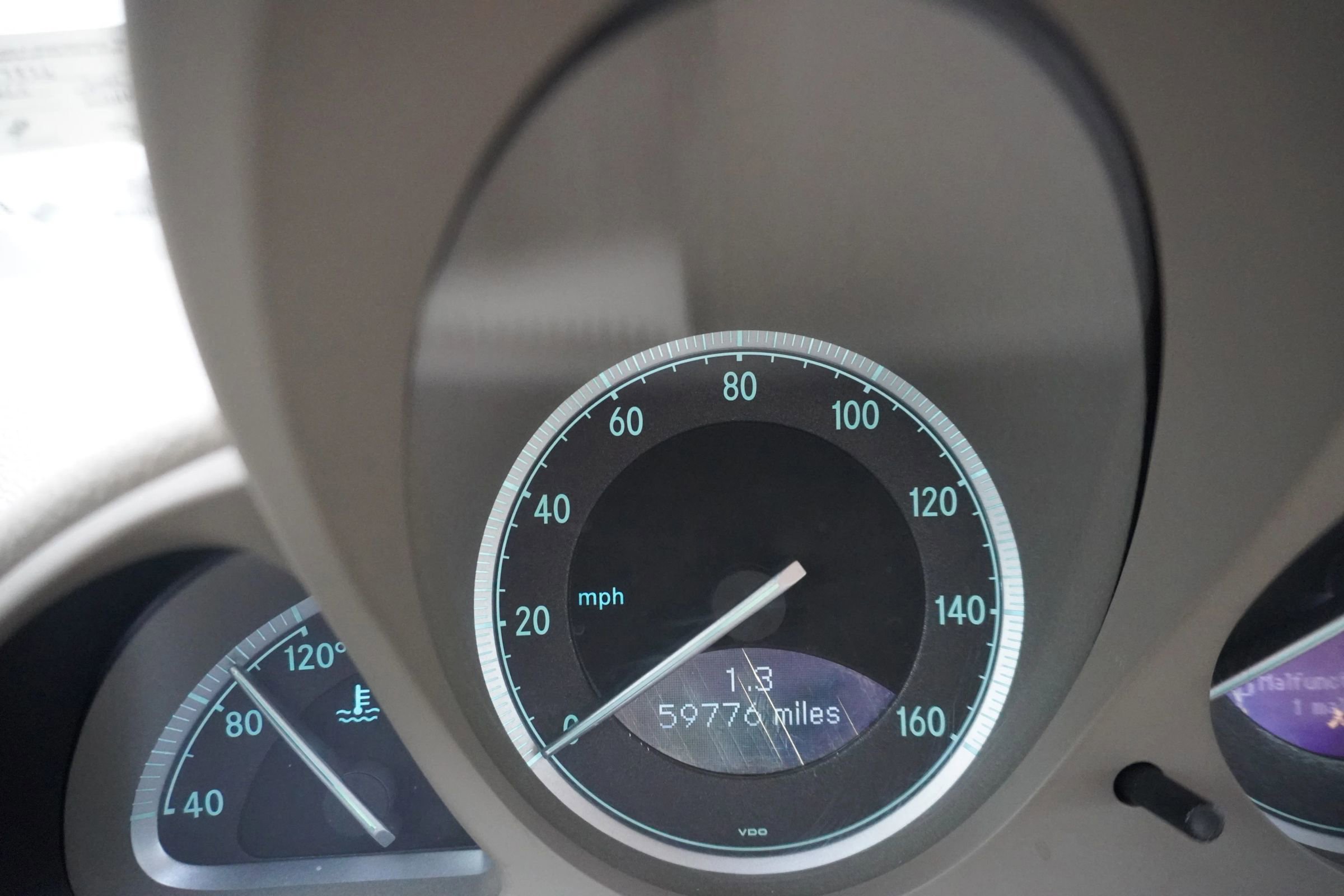 Used 2004 Mercedes-Benz SL 500 image 16