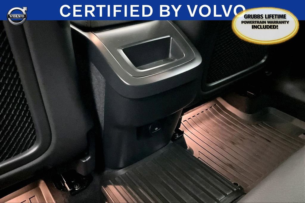 Used 2023 Volvo XC60 B5 Plus w/ Climate Package image 31