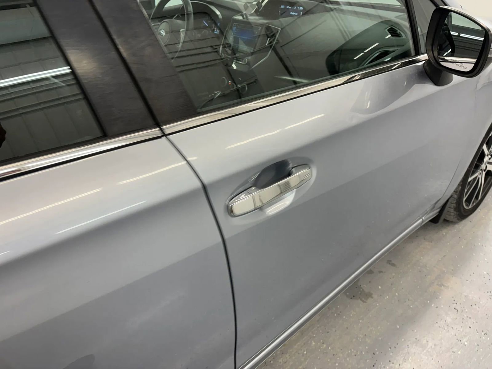 Used 2017 Subaru Impreza 2.0i Limited image 23