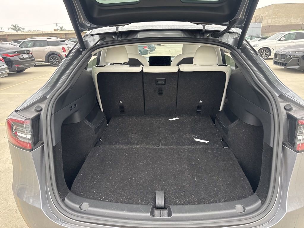 Used 2024 Tesla Model Y Long Range image 19