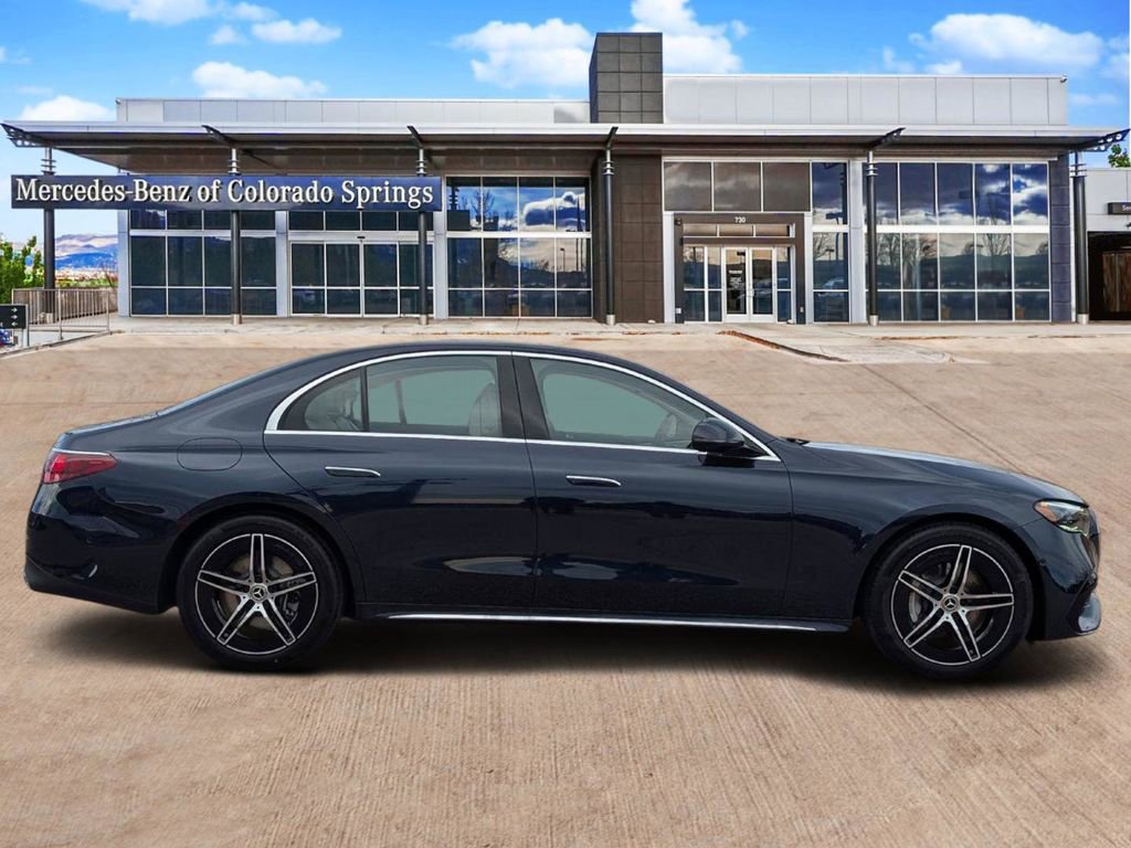 New 2026 Mercedes-Benz E 450 4MATIC Sedan image 4