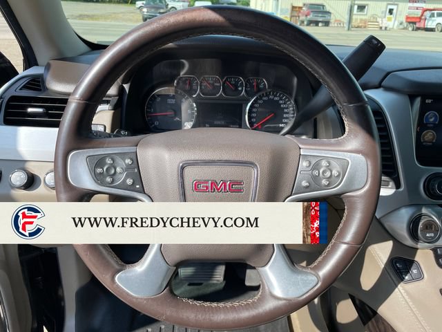 Used 2015 GMC Yukon XL SLT w/ Open Road Package AWD/4WD image 16