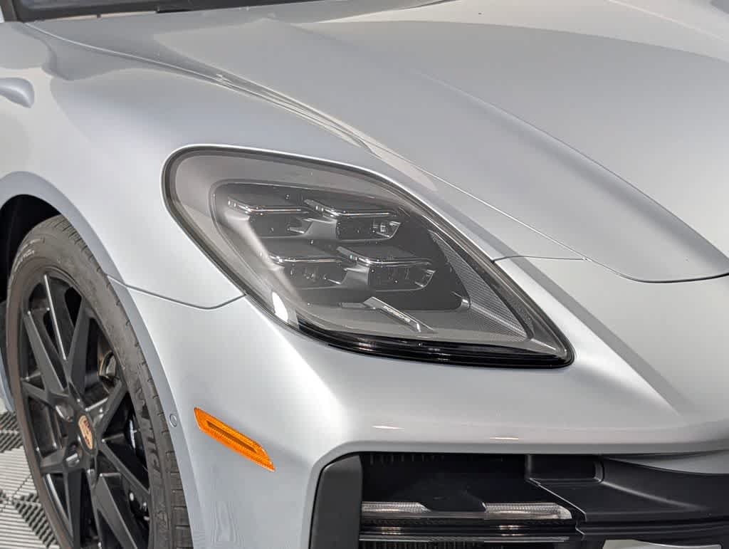 Used 2026 Porsche Panamera GTS AWD/4WD image 15