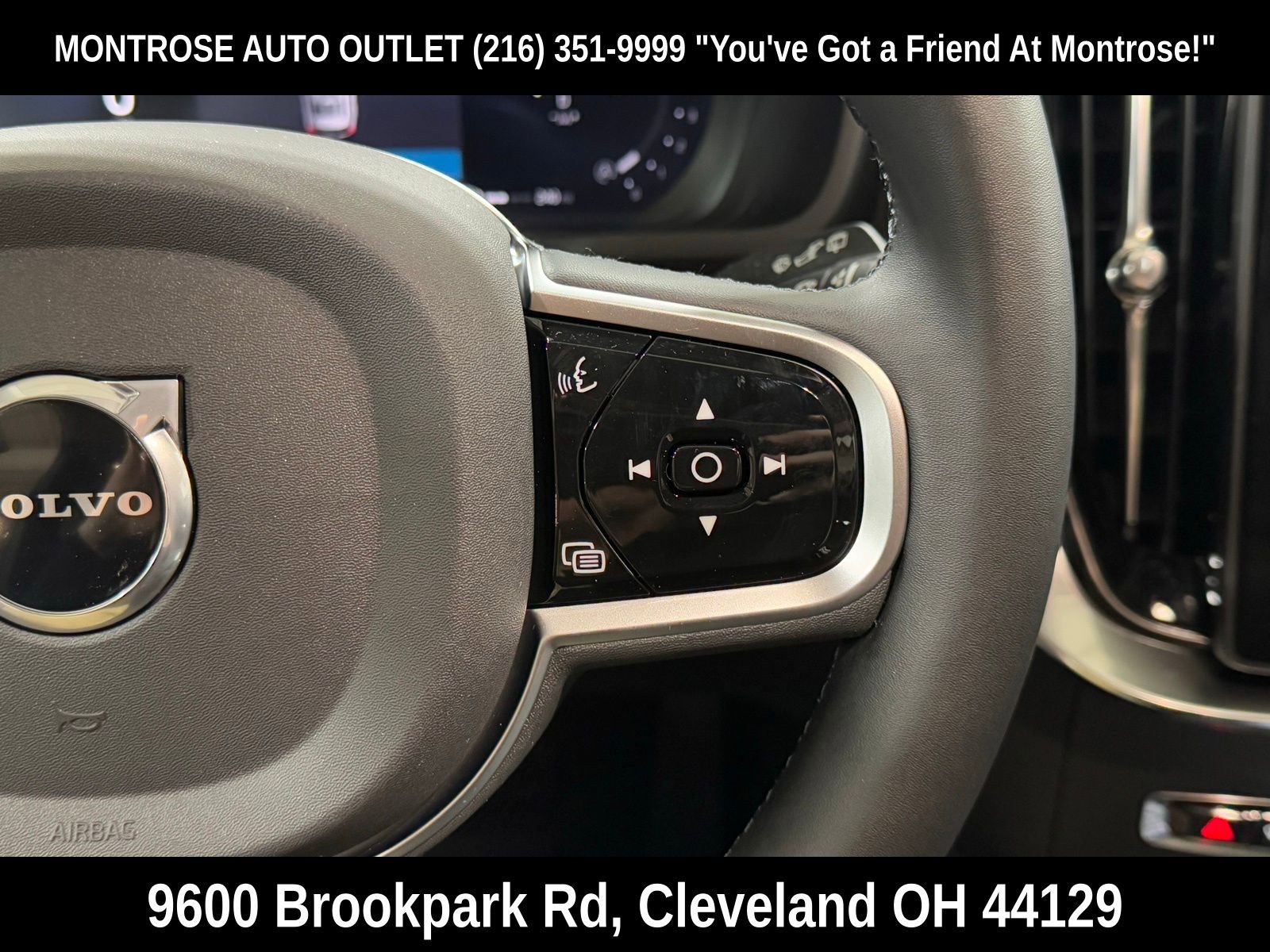 New 2026 Volvo XC90 B6 Plus w/ Protection Package Premier AWD/4WD image 18