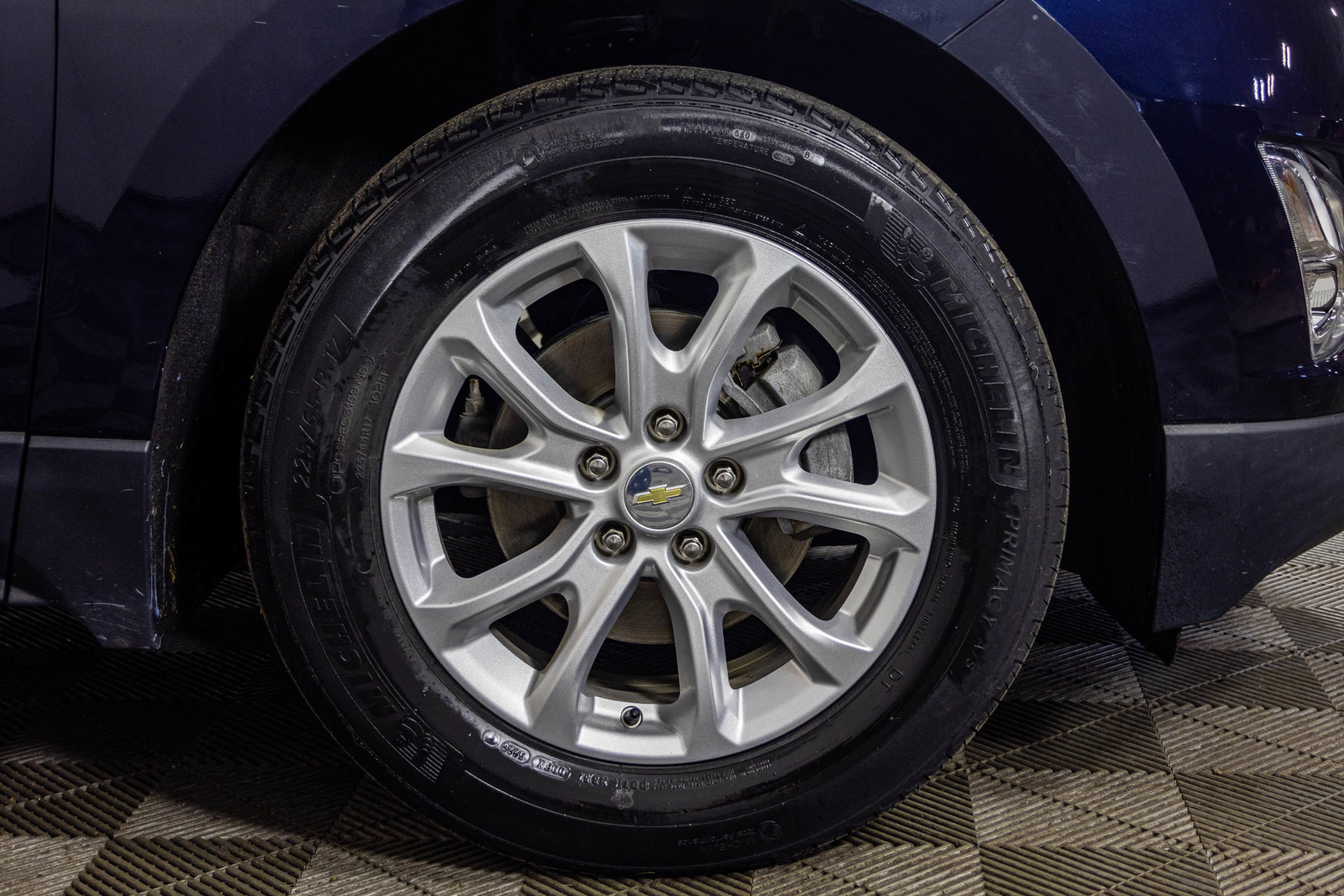 Used 2020 Chevrolet Equinox LS w/ LS Convenience Package FWD image 49