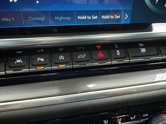New 2026 Chevrolet Silverado 1500 High Country w/ Technology Package AWD/4WD image 21