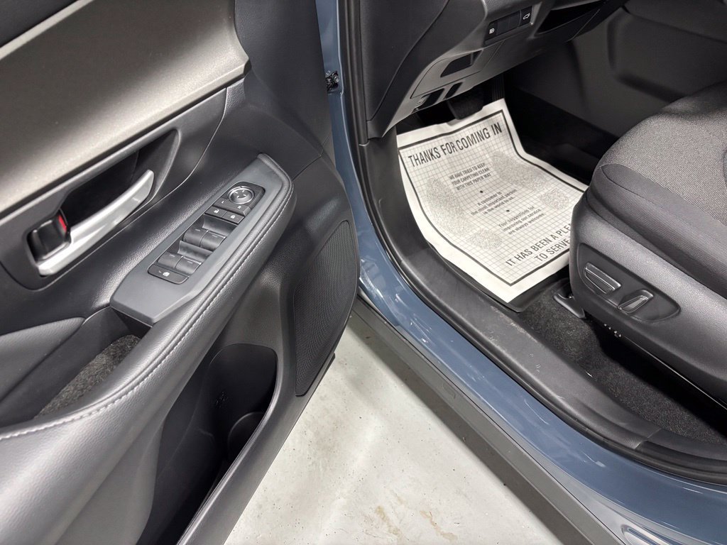Used 2026 Toyota Grand Highlander AWD image 9