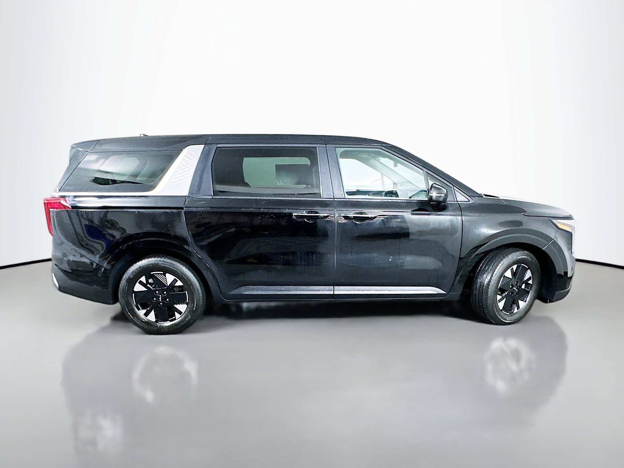 New 2026 Kia Carnival LXS image 9