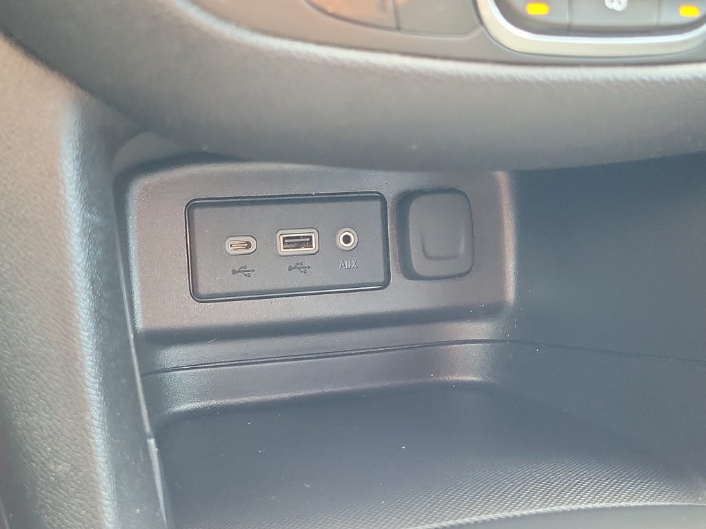 Used 2024 Chevrolet Equinox LT w/ LPO, Floor Liner Package AWD/4WD image 26