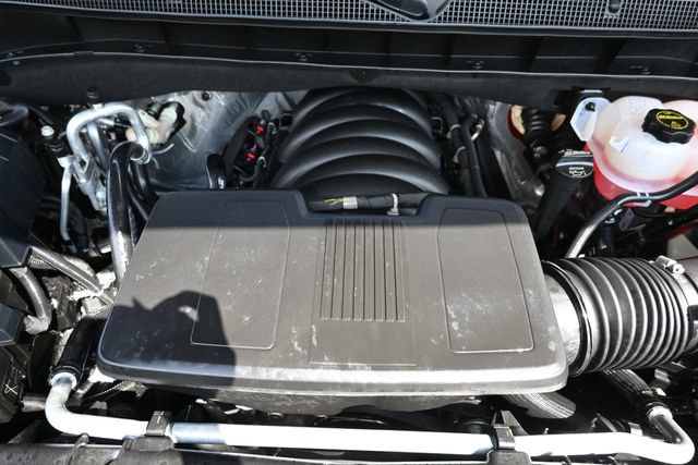 Used 2026 Chevrolet Suburban High Country AWD/4WD image 17
