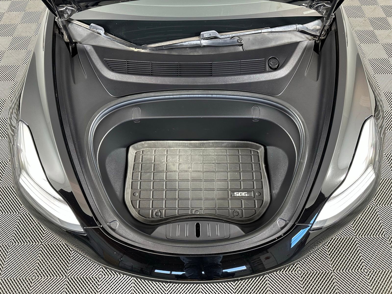 Used 2019 Tesla Model 3 Standard Range Plus RWD image 24
