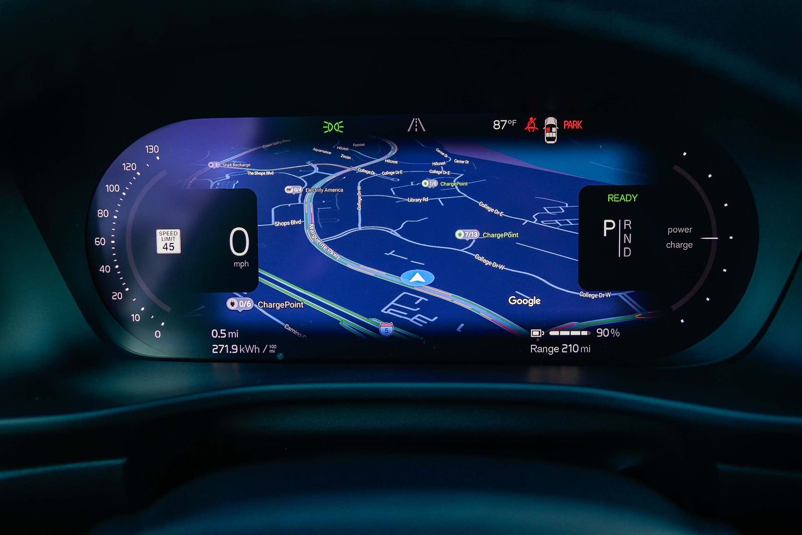 Used 2023 Volvo XC40 Recharge Core image 24