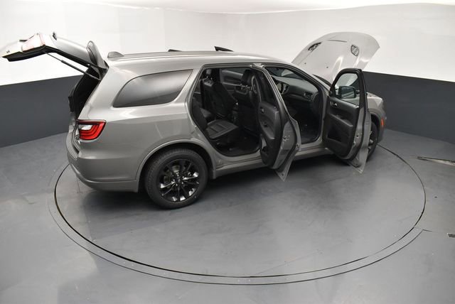 Used 2022 Dodge Durango R/T w/ Blacktop Package AWD/4WD image 30