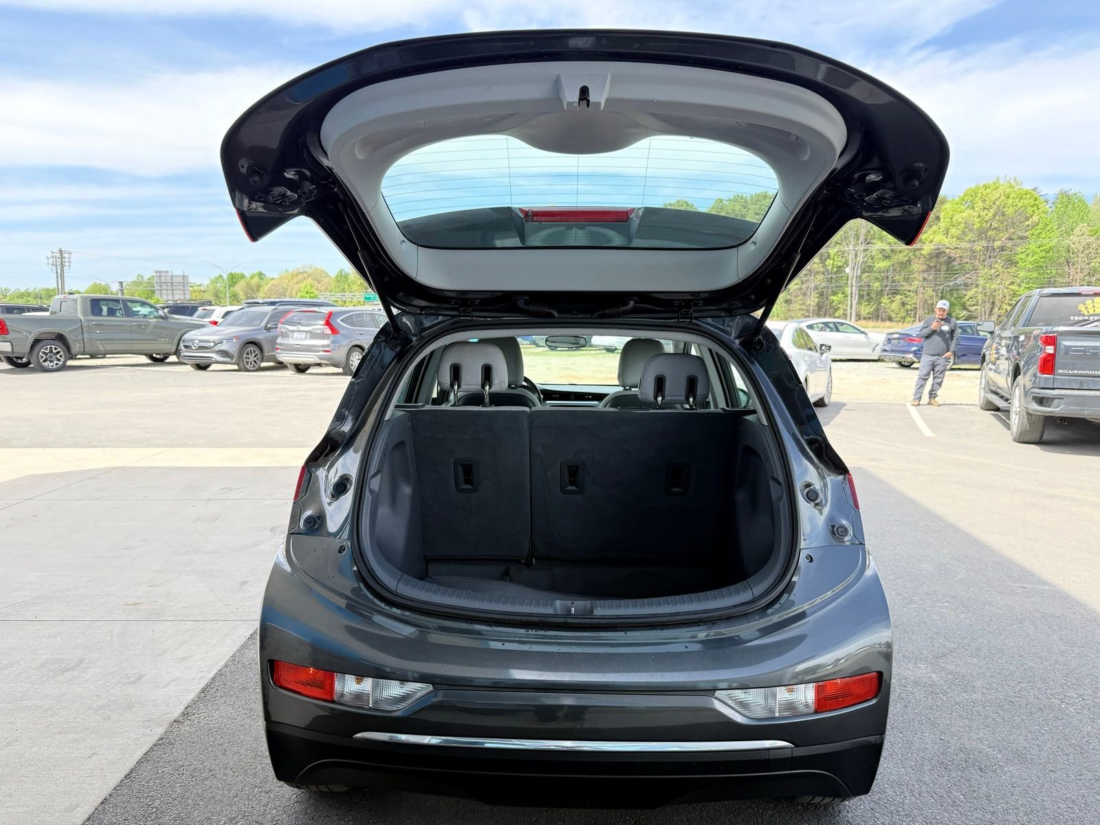 Used 2018 Chevrolet Bolt LT FWD image 44