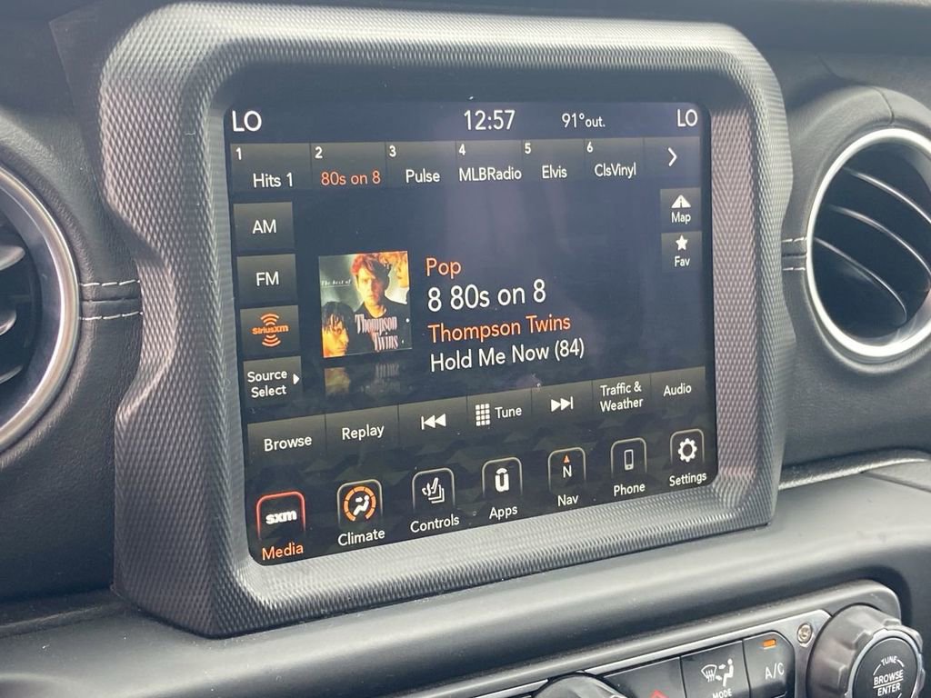 Used 2023 Jeep Wrangler Unlimited Sahara w/ Cold Weather Group AWD/4WD image 9