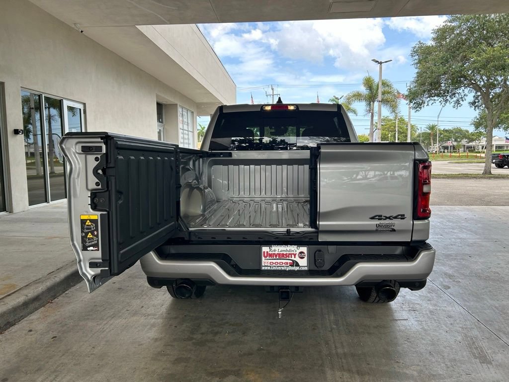 Used 2025 RAM 1500 Big Horn AWD/4WD image 36