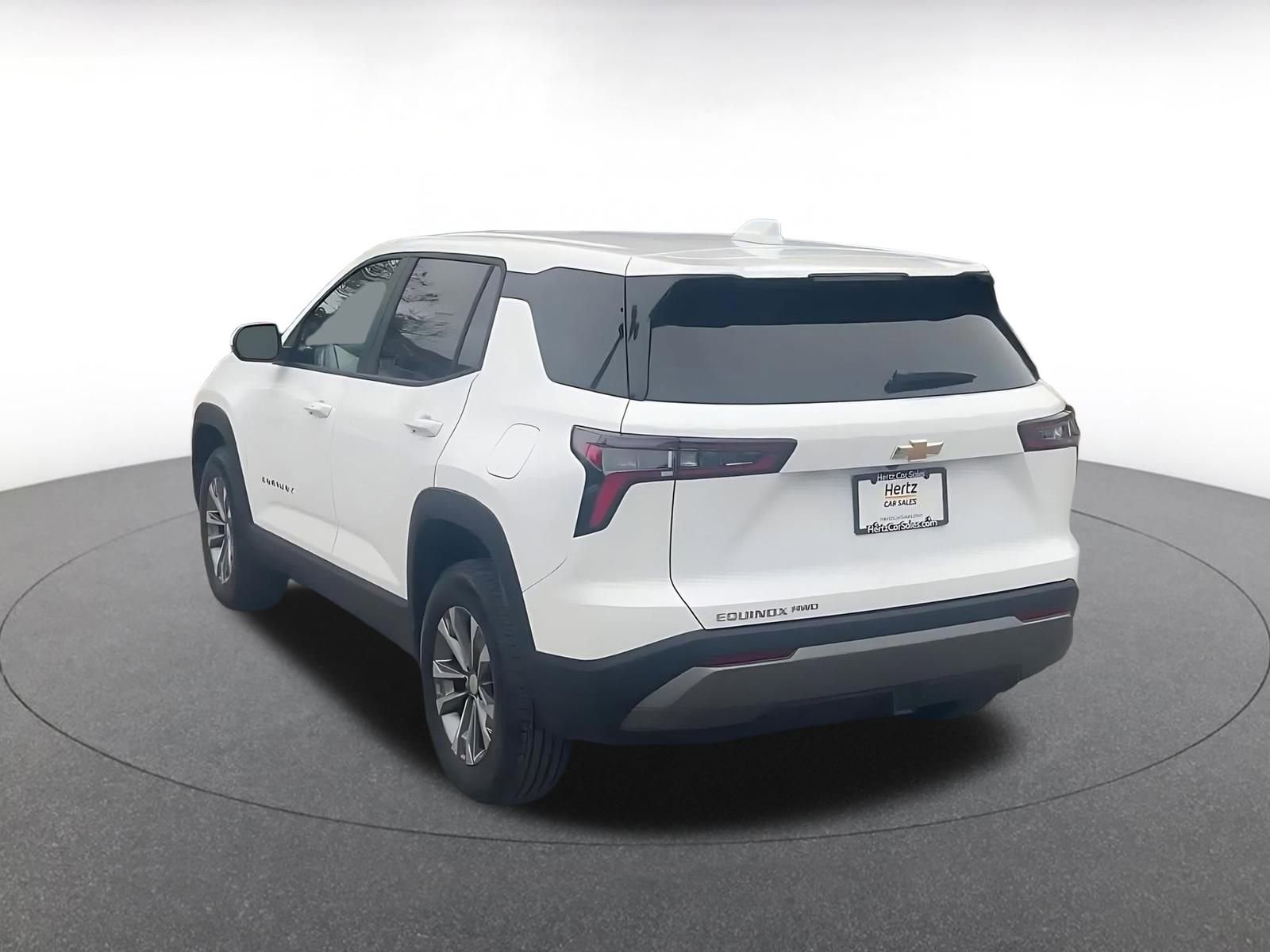 Used 2025 Chevrolet Equinox LT image 10