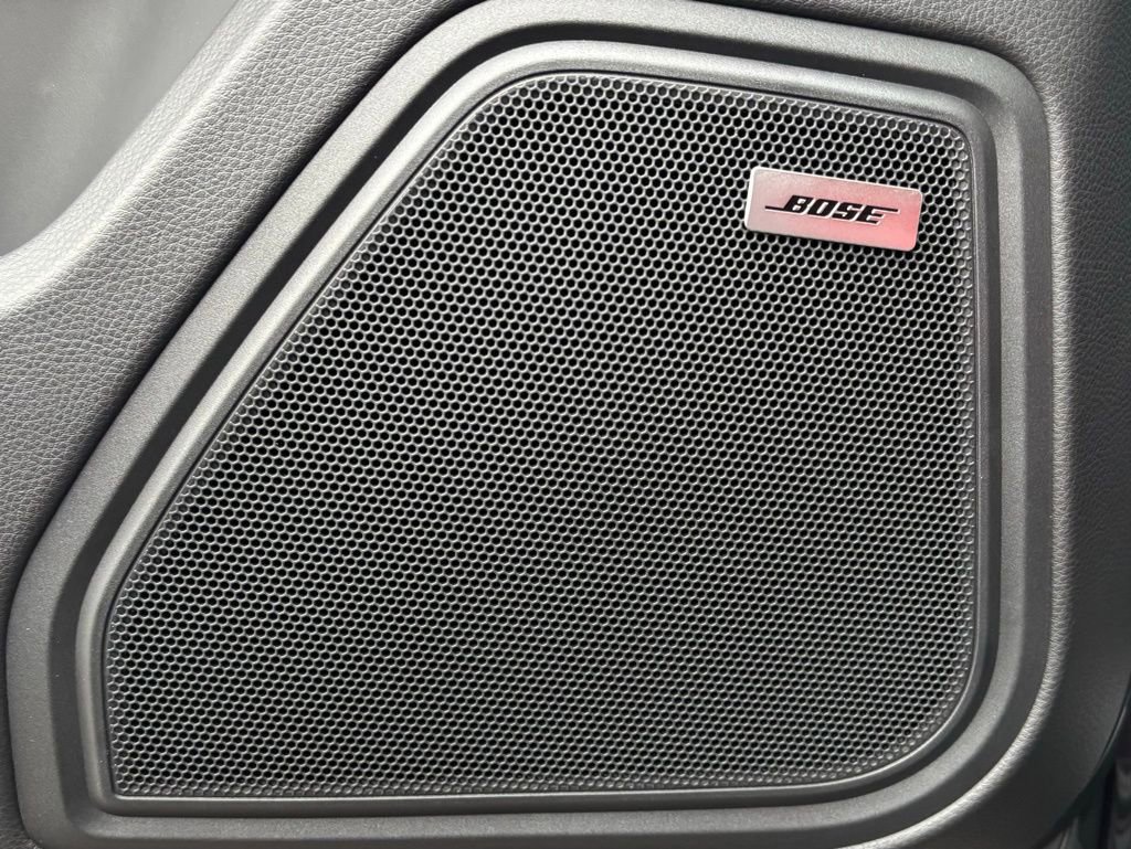 New 2026 Porsche Macan image 28